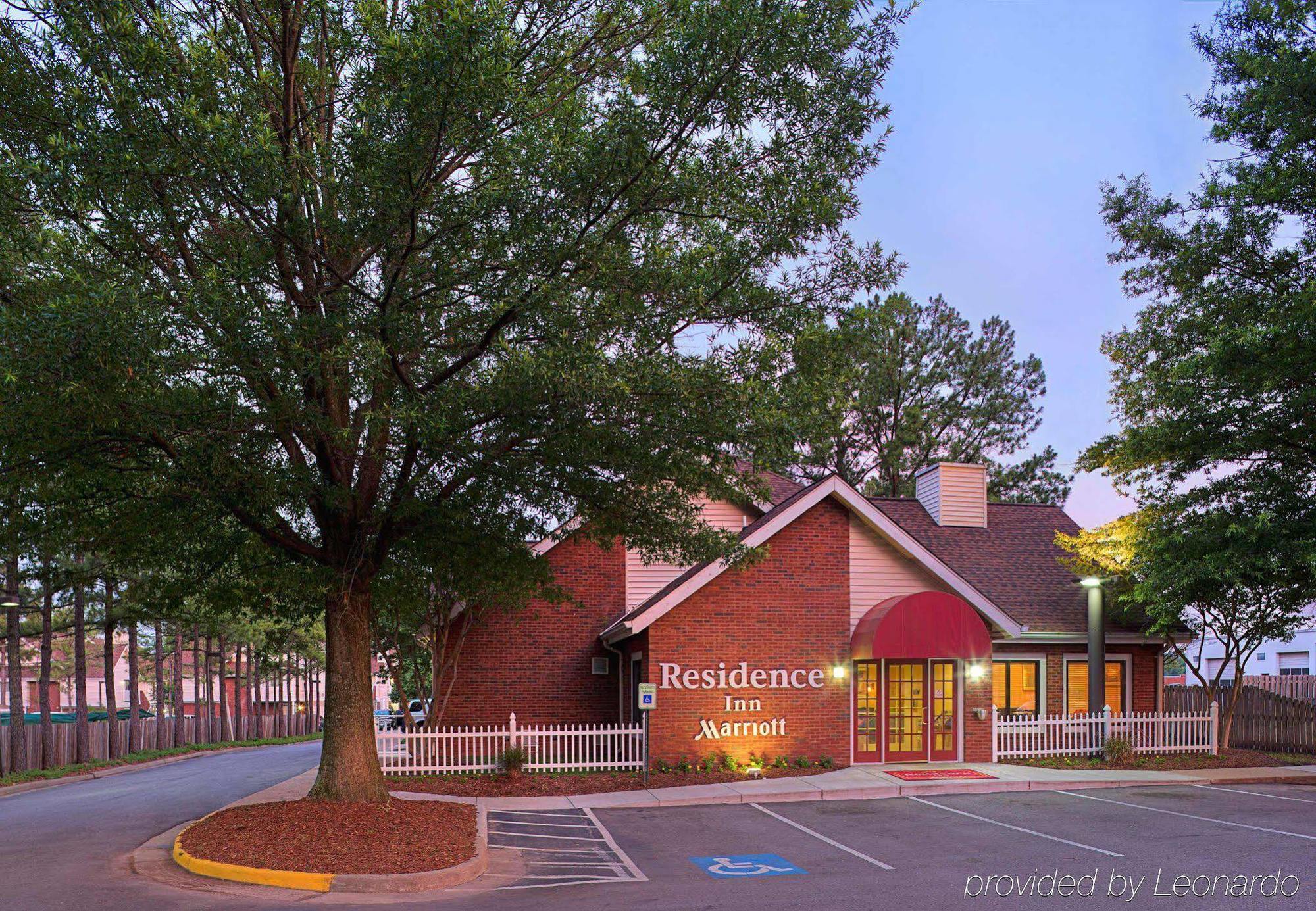 Residence Inn Richmond West End Dumbarton Exterior photo